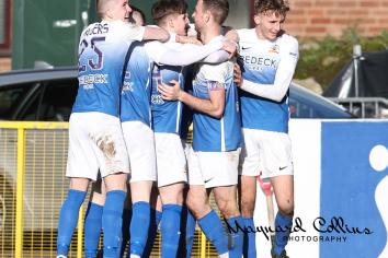 Glenavon look to stay in driving seat for play-offs