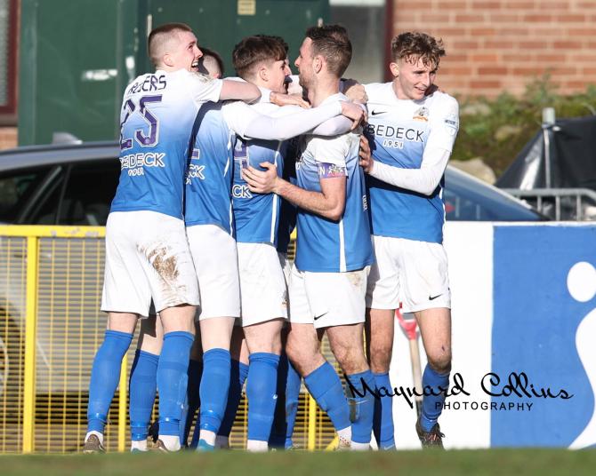 Glenavon look to stay in driving seat for play-offs