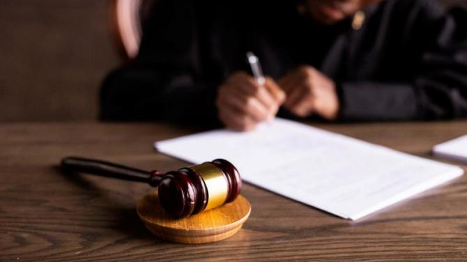Five arrested in Armagh facing fraud charges